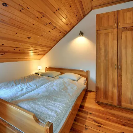 Apartinvest Apartament Jantar 10 *